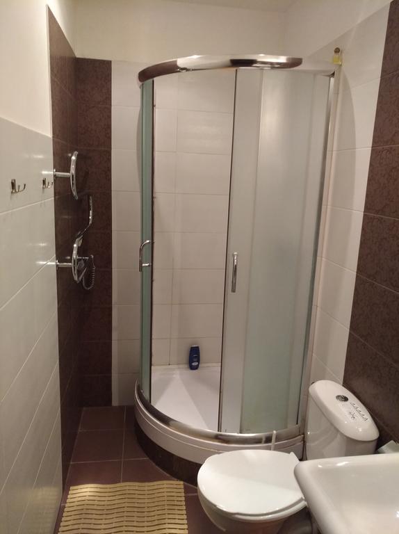 Hostel Lux Κάουνας Εξωτερικό φωτογραφία